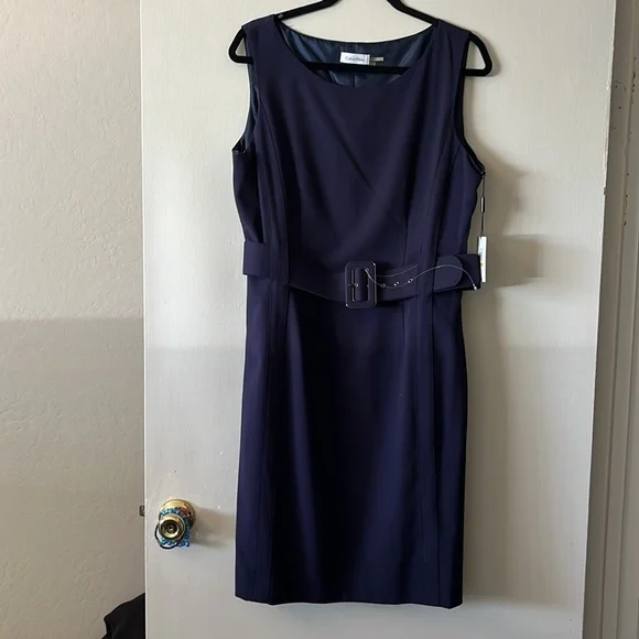 Calvin Klein sleeveless shift dress with belt - Picture 5 of 6